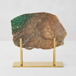 Fluorite Slab On Stand